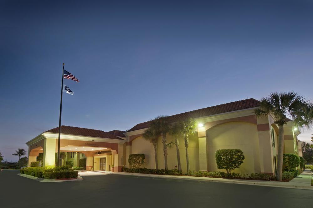 Hampton Inn Juno Beach Zewnętrze zdjęcie